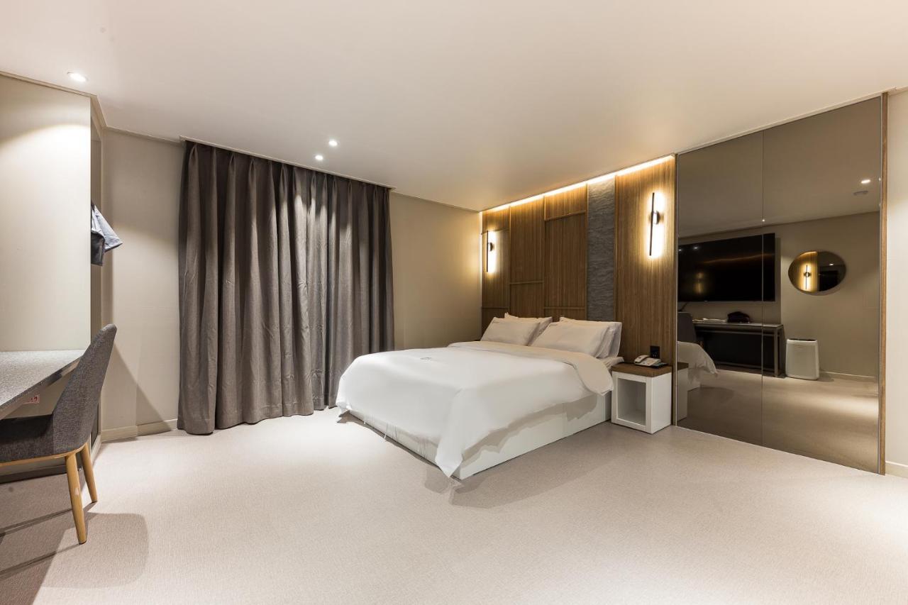 Hotel Lium Cshonan Kültér fotó