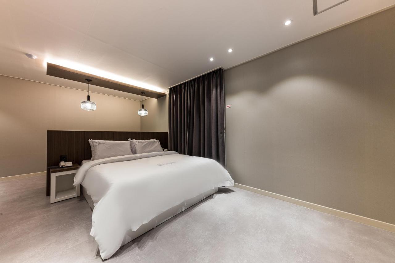 Hotel Lium Cshonan Kültér fotó
