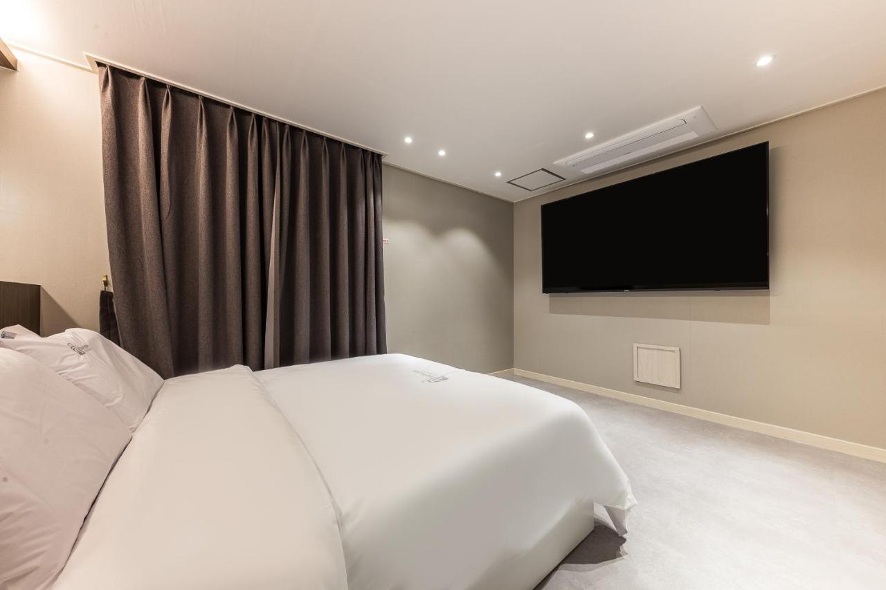 Hotel Lium Cshonan Kültér fotó