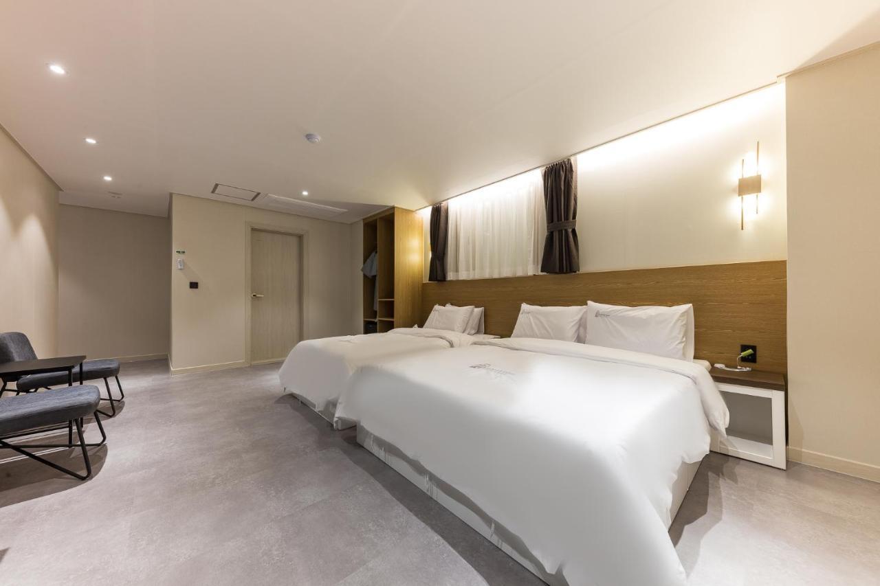 Hotel Lium Cshonan Kültér fotó