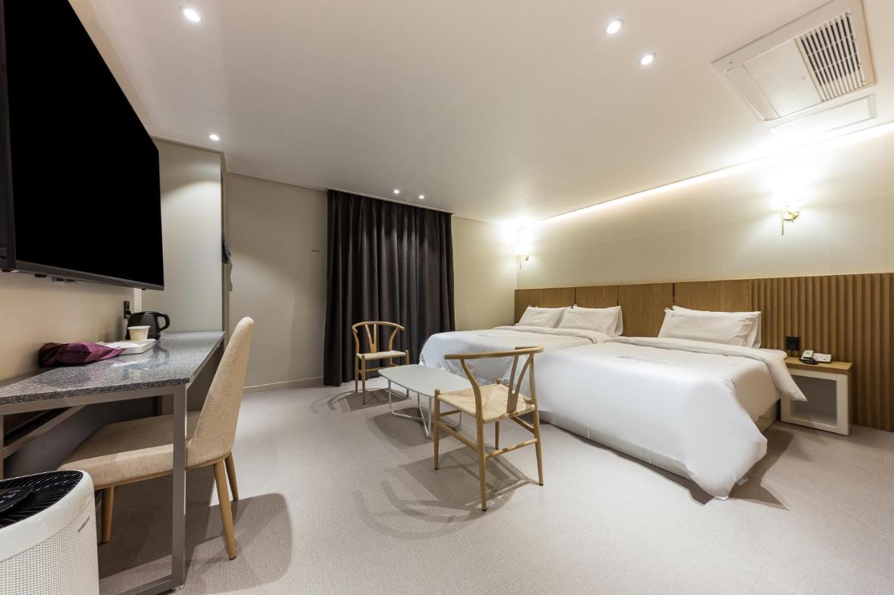 Hotel Lium Cshonan Kültér fotó