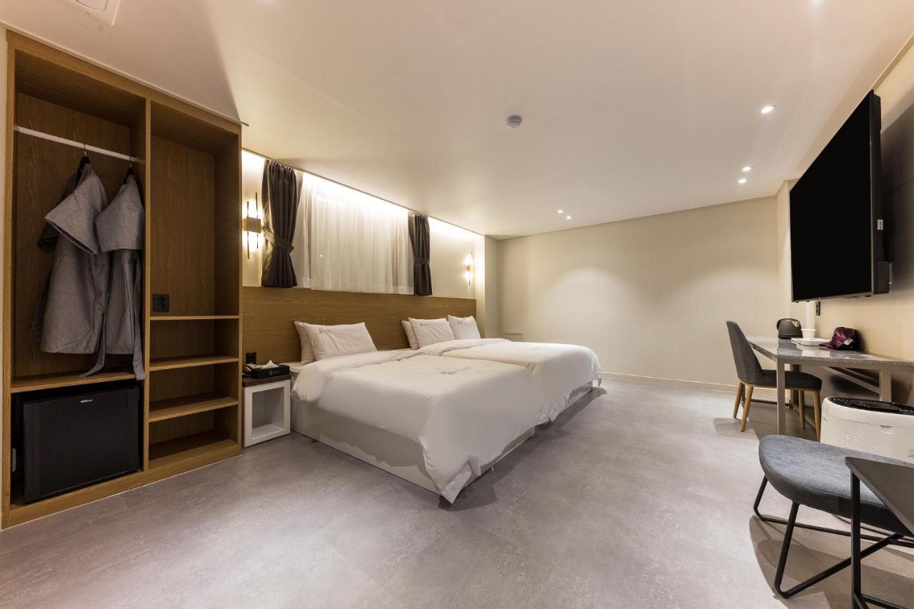 Hotel Lium Cshonan Kültér fotó