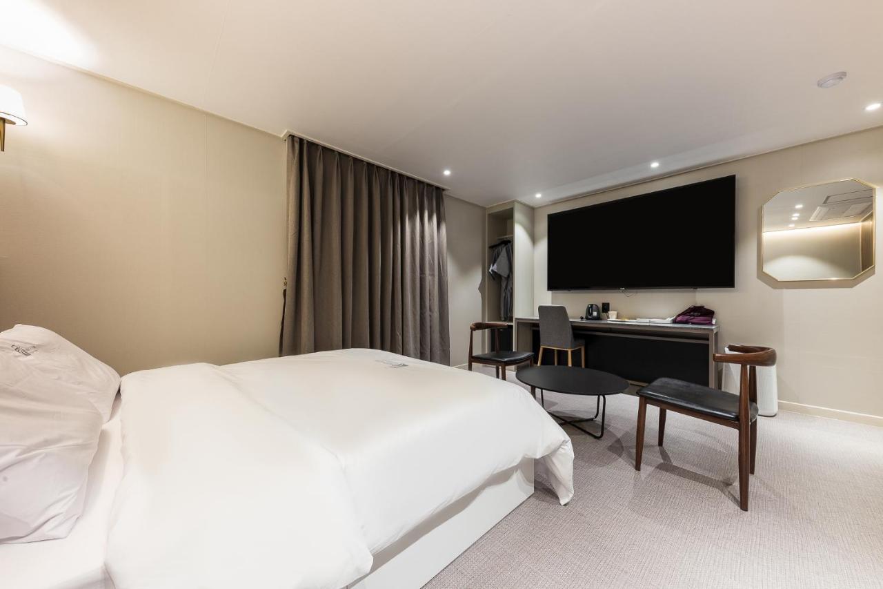 Hotel Lium Cshonan Kültér fotó